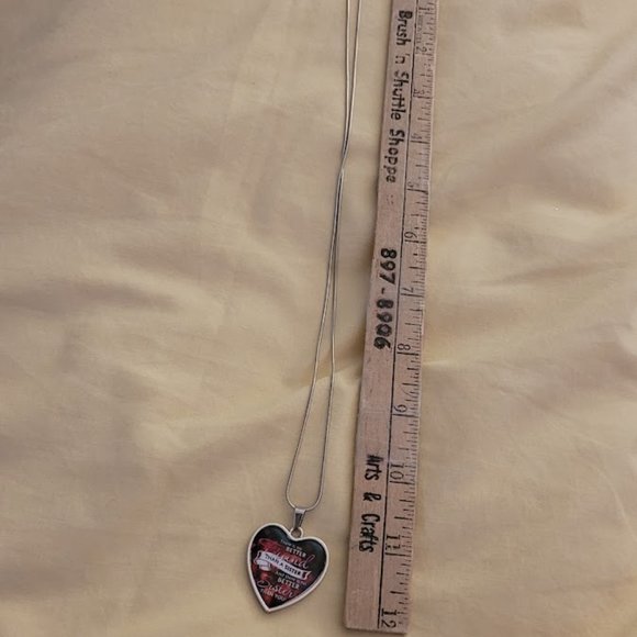 #135There is no Better Friend Than a sister & there is no Better Sister than you - Picture 2 of 3